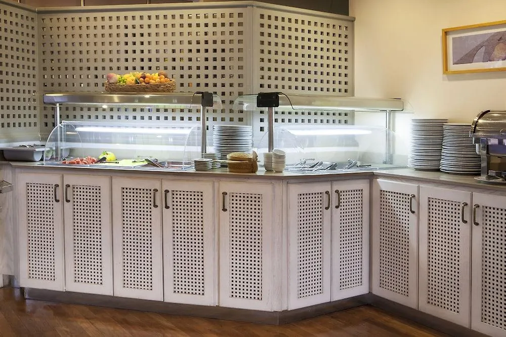 אס פוחולס Hostal Residencia Voramar 3*, אס פוחולס
