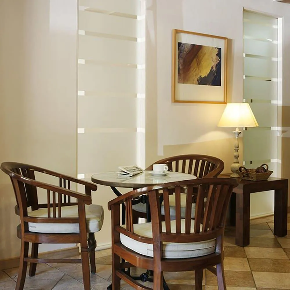 אס פוחולס Hostal Residencia Voramar מלון אס פוחולס
