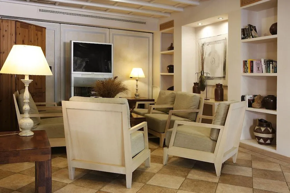 *** מלון אס פוחולס Hostal Residencia Voramar ספרד